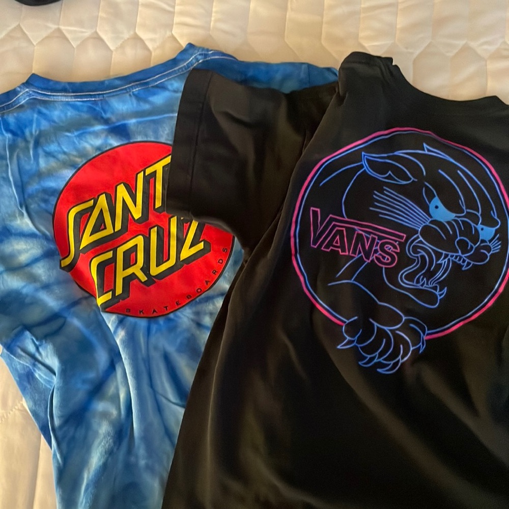 Santa Cruz  and Vans kids tshirts